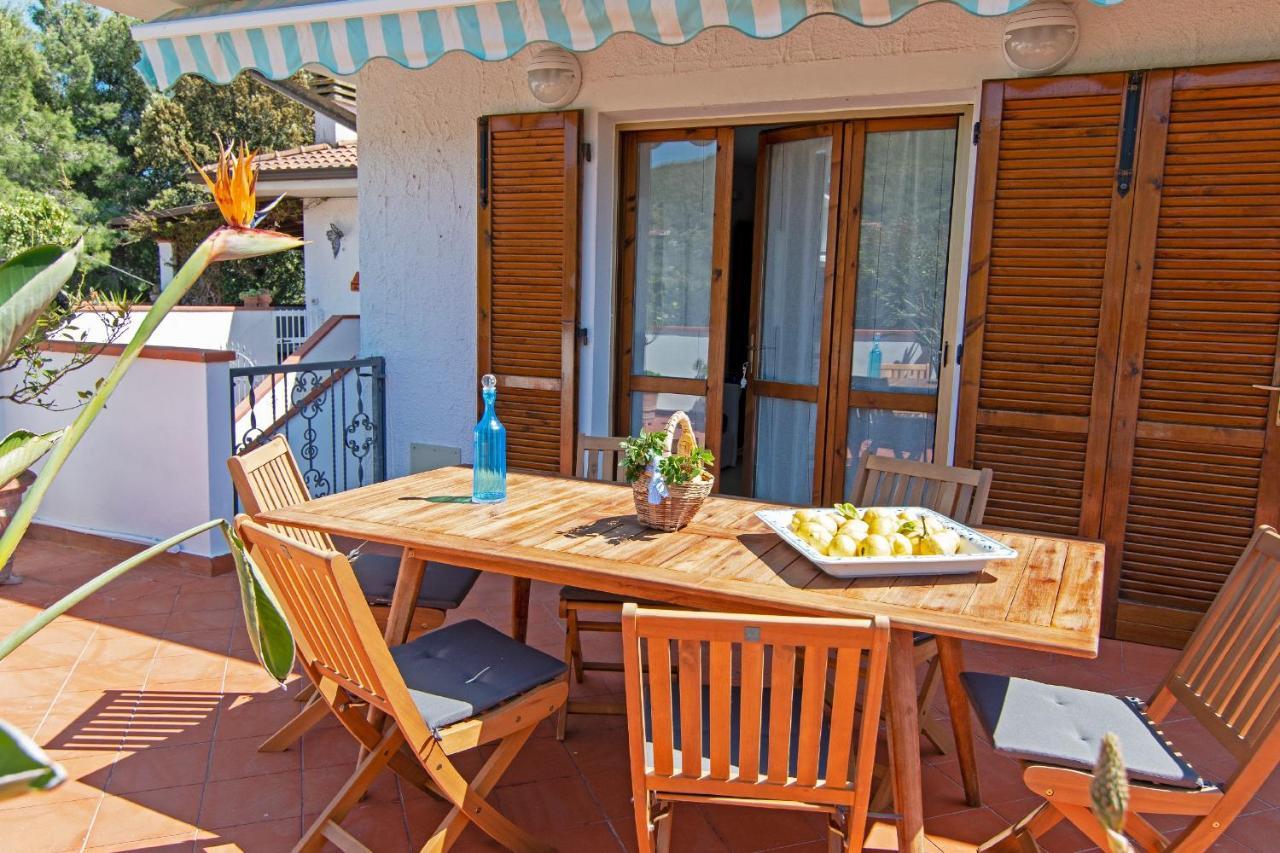 La Terrazza - Splendido Trilocale A Lacona Exterior foto